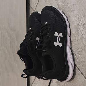 Under Armour black shoes